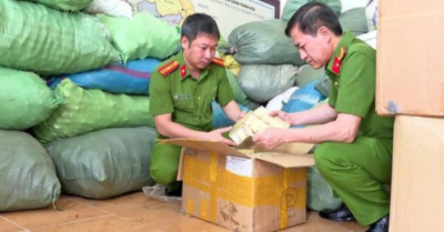 Thủ tướng chỉ đạo: Điều tra nhanh, xử lý nghiêm thuốc giả, sữa giả