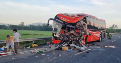 Tài xế buồn ngủ dừng xe sai quy định trên cao tốc, gây tai nạn khiến 2 người thiệt mạng