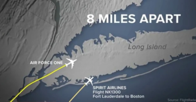 Máy bay chở khách suýt va chạm chuyên cơ của Tổng thống Trump